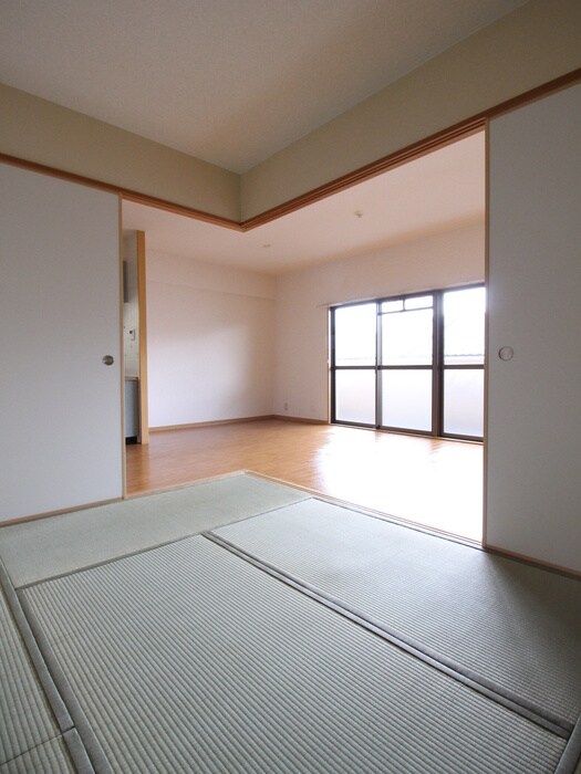 居室 メゾンポレール