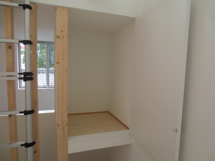 収納 W&R APARTMENT 02