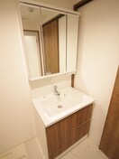 洗面 ｸﾞﾗﾝﾚﾌﾞﾘ-桂川ｸﾞﾚｲｽﾚｼﾞﾃﾞﾝｽ