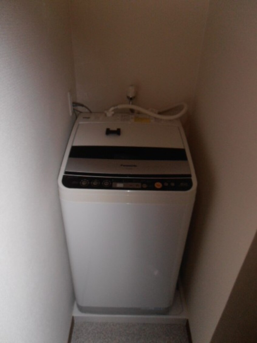 洗濯機置場 新和パレス西宮ガーデンズ前