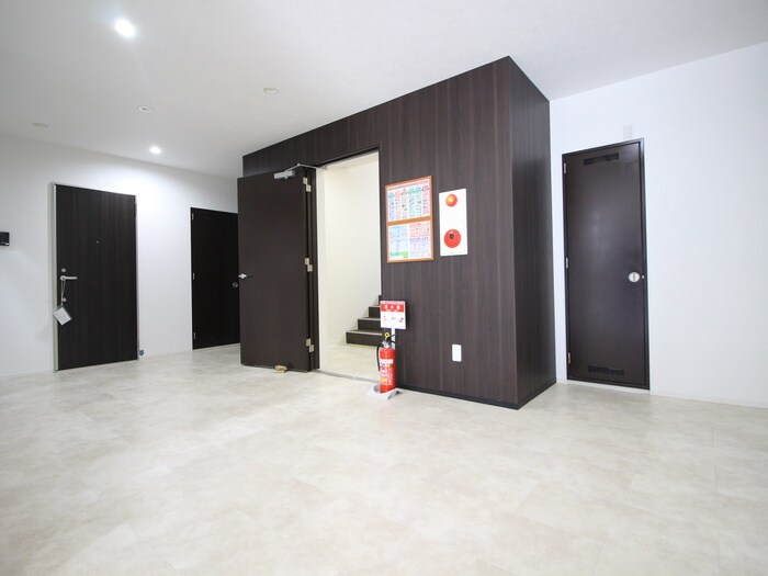 エントランス部分 Tre Court灘