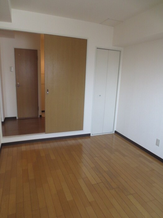 居室 リ－デルフェリア住之江