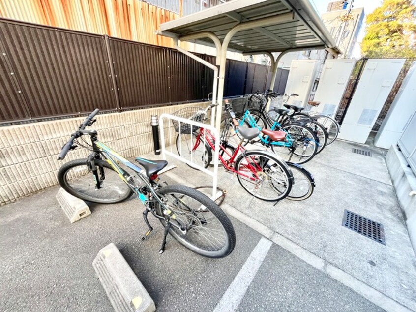 駐輪場 コンテ