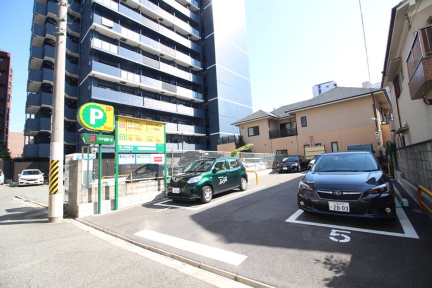 駐車場 ｴｽﾘｰﾄﾞ新大阪ｻﾞ･ﾏｰｸ(902)