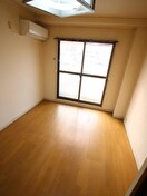 居室 片岡マンション