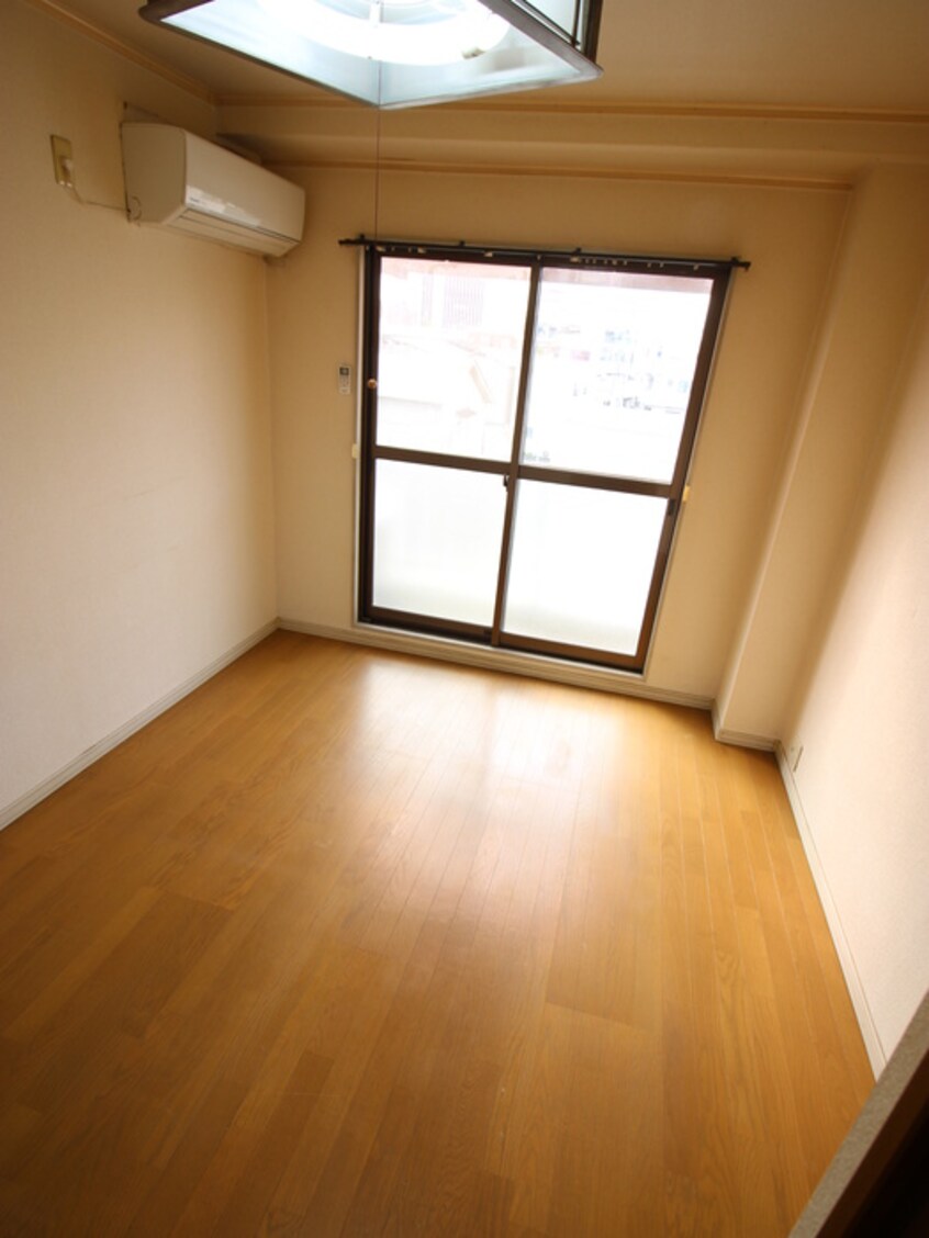 居室 片岡マンション