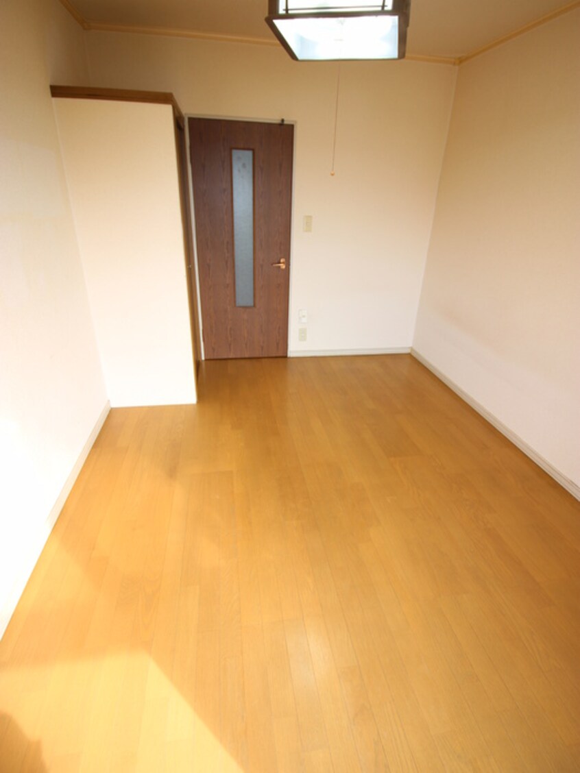 居室 片岡マンション