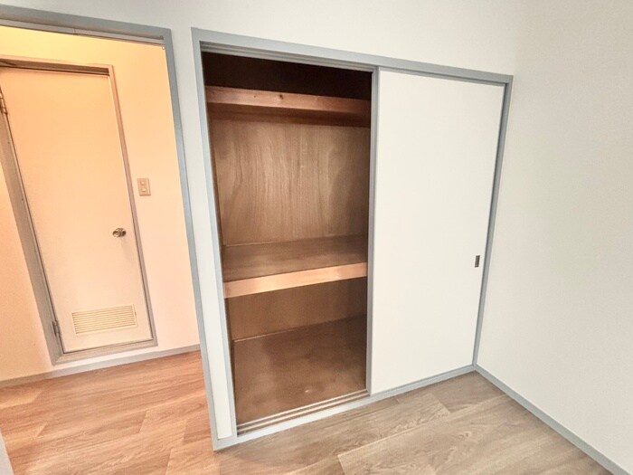 収納 アヴァンス弁天町