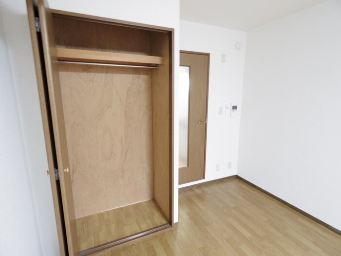 収納 メゾンウィ－ブ