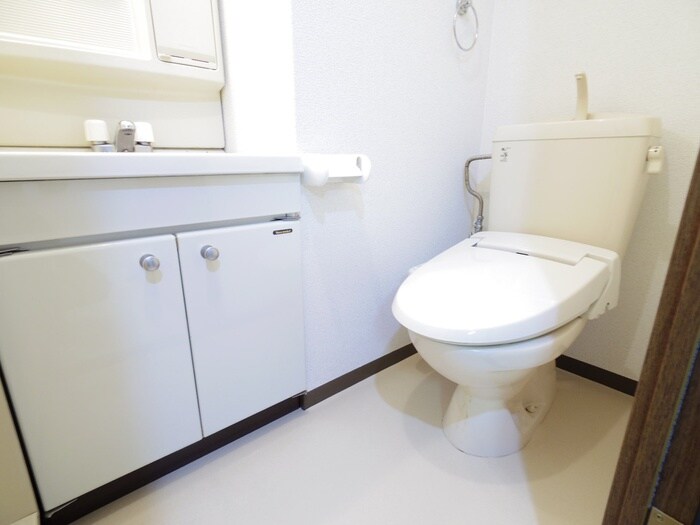 トイレ メゾンウィ－ブ