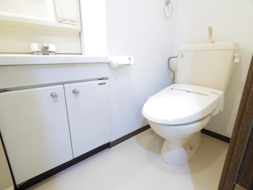 トイレ メゾンウィ－ブ