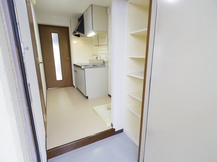 玄関 メゾンウィ－ブ