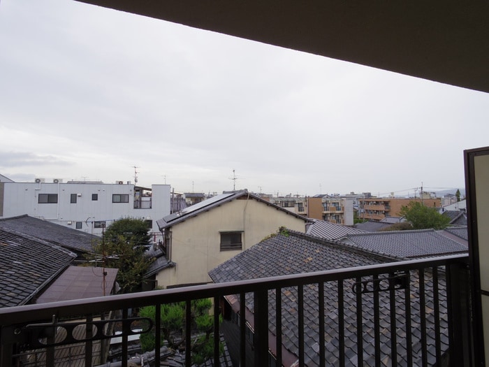 室内からの展望 メゾンウィ－ブ