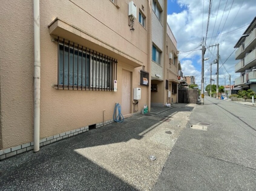 駐車場 閤師マンション