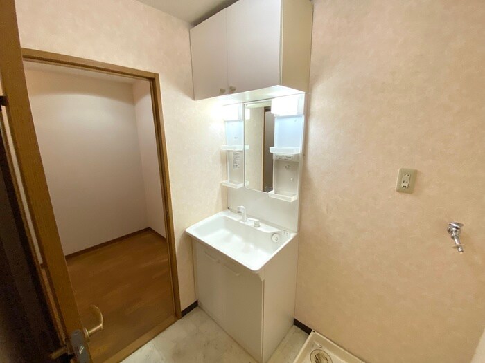 洗面 リーベスト広田