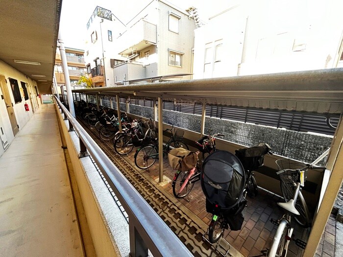 駐輪場 ル　ファール夙川