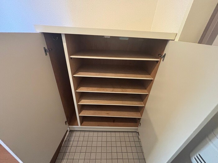 靴箱 ル　ファール夙川