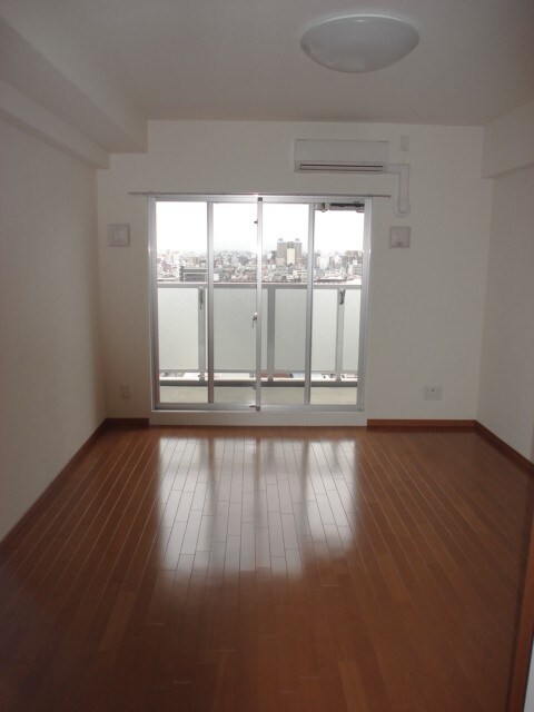 居室 グランシス高井田