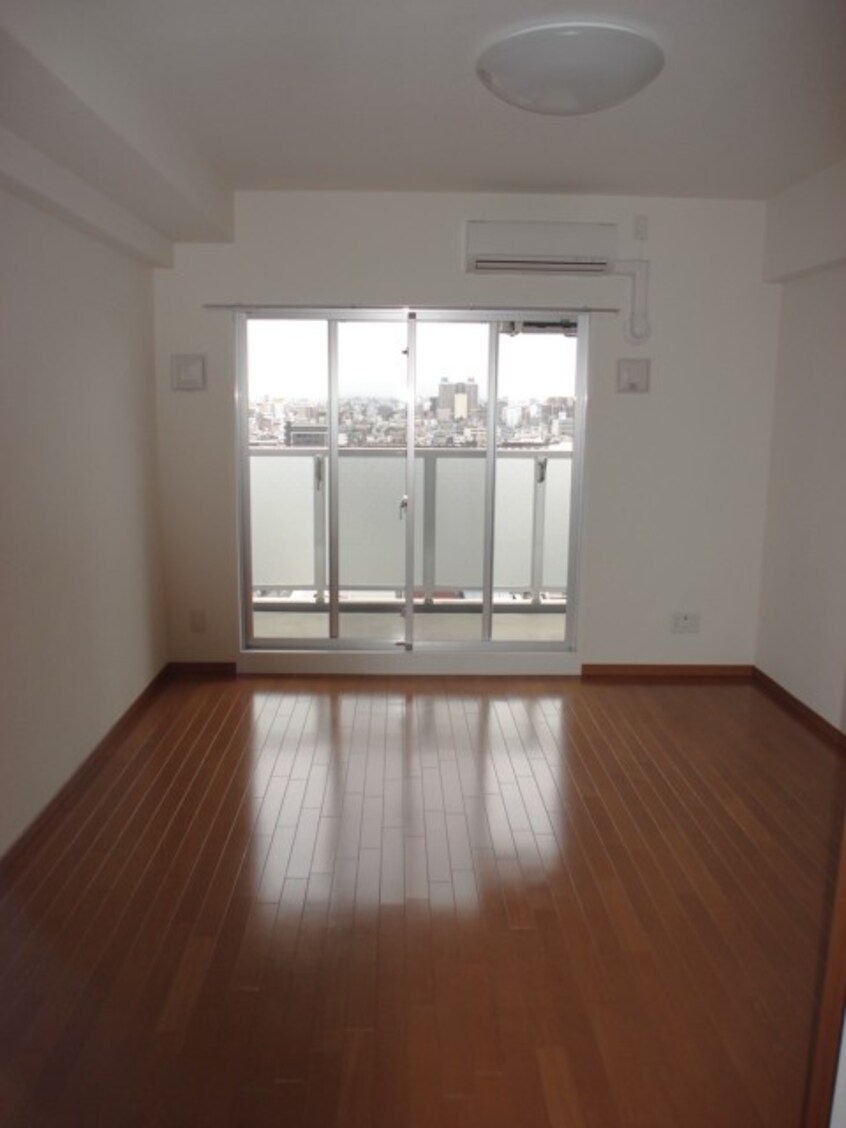 居室 グランシス高井田