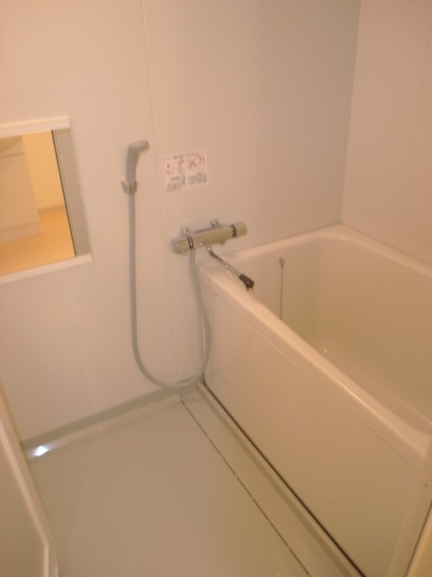 バス／シャワールーム等 グランシス高井田