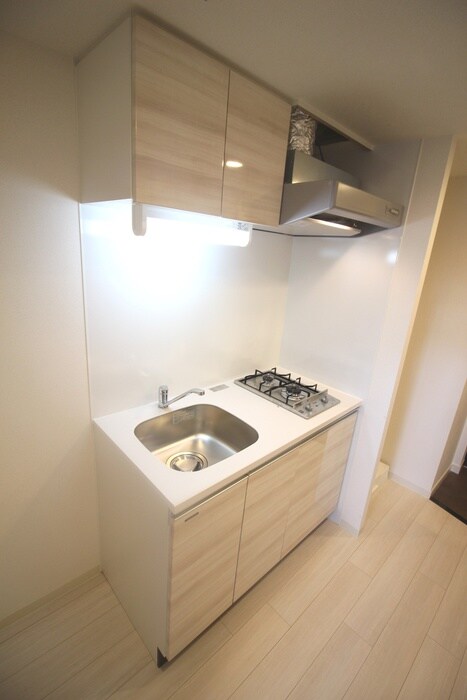 キッチン ﾌﾟﾚｻﾝｽ新大阪ｽﾄﾘｰﾑ(1001)