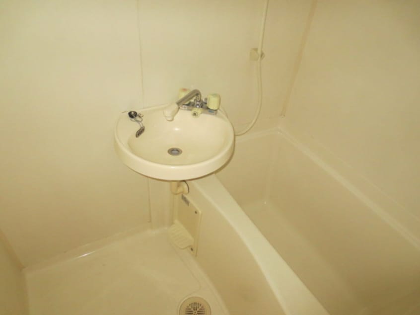 洗面 岡田ハイツ
