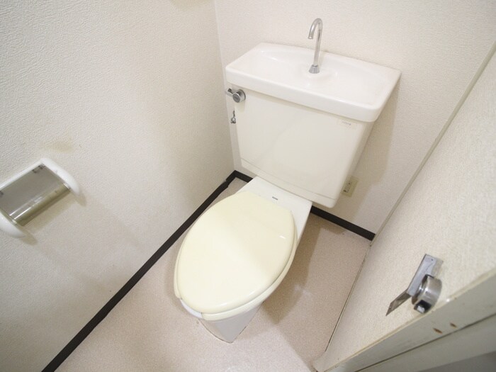トイレ サンパレス２１夙川東