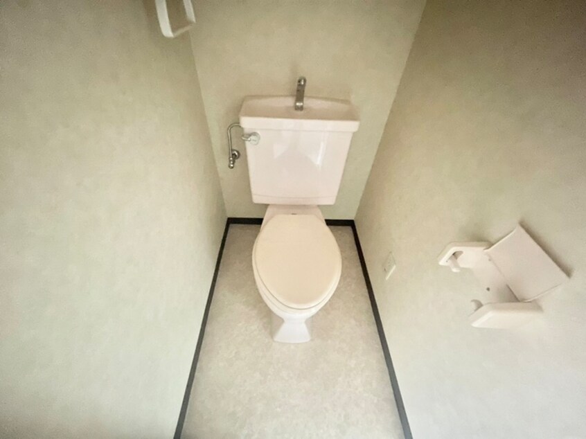 トイレ クロスロ－ドハイツヤマサキ