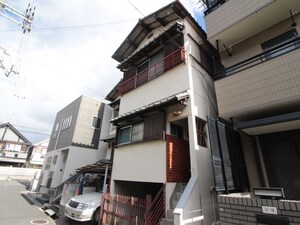 布市町一丁目貸家