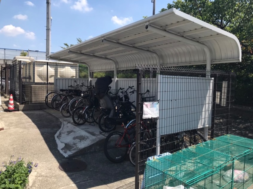 駐輪場 第一松並ハイツ
