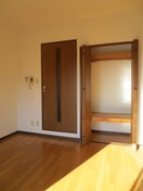 居室 ＲＯＯＭＳ　Ｏoｊｉ