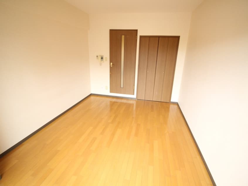 居室 ＲＯＯＭＳ　Ｏoｊｉ