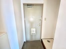 玄関 ＲＯＯＭＳ　Ｏoｊｉ