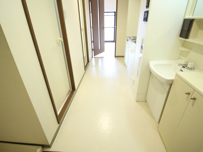 廊下 ＲＯＯＭＳ　Ｏoｊｉ