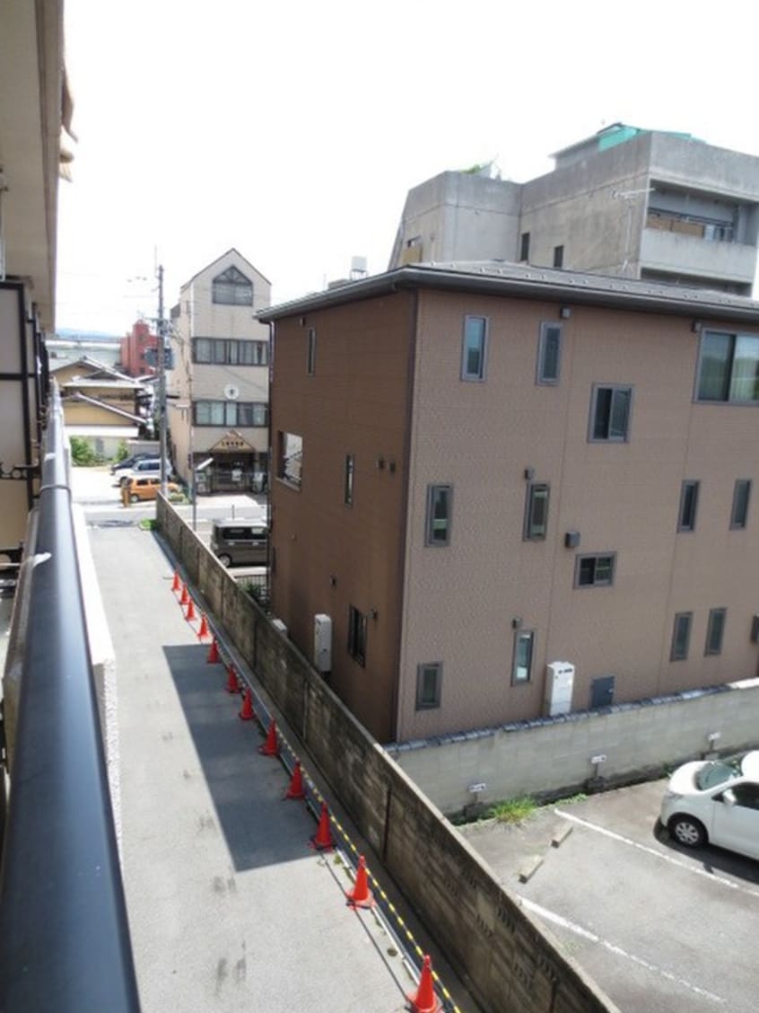 室内からの展望 ＲＯＯＭＳ　Ｏoｊｉ