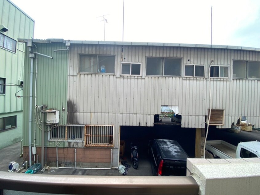 室内からの展望 シャンティ－長尾家具