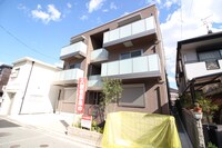 ソレイユ門戸岡田