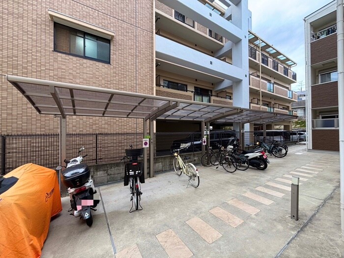 駐輪場 ラモーナ照ヶ丘Ⅱ