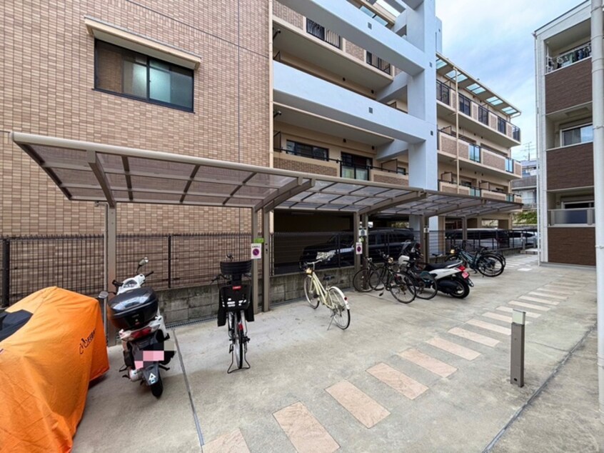 駐輪場 ラモーナ照ヶ丘Ⅱ