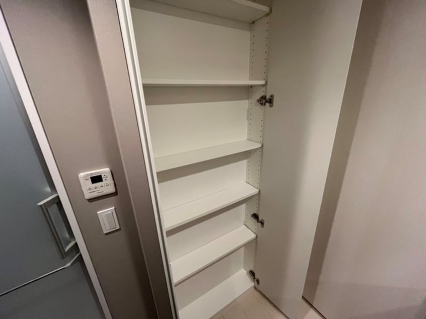 収納 ｻﾞ･ﾊﾟｰｸﾊｳｽ神戸ﾄｱﾛｰﾄﾞ（1306)