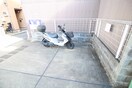 バイク置き場 ルネ紫野