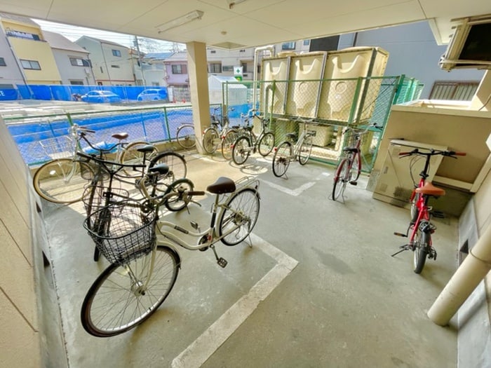 駐輪場 メゾン　バニ　ＮＯ３