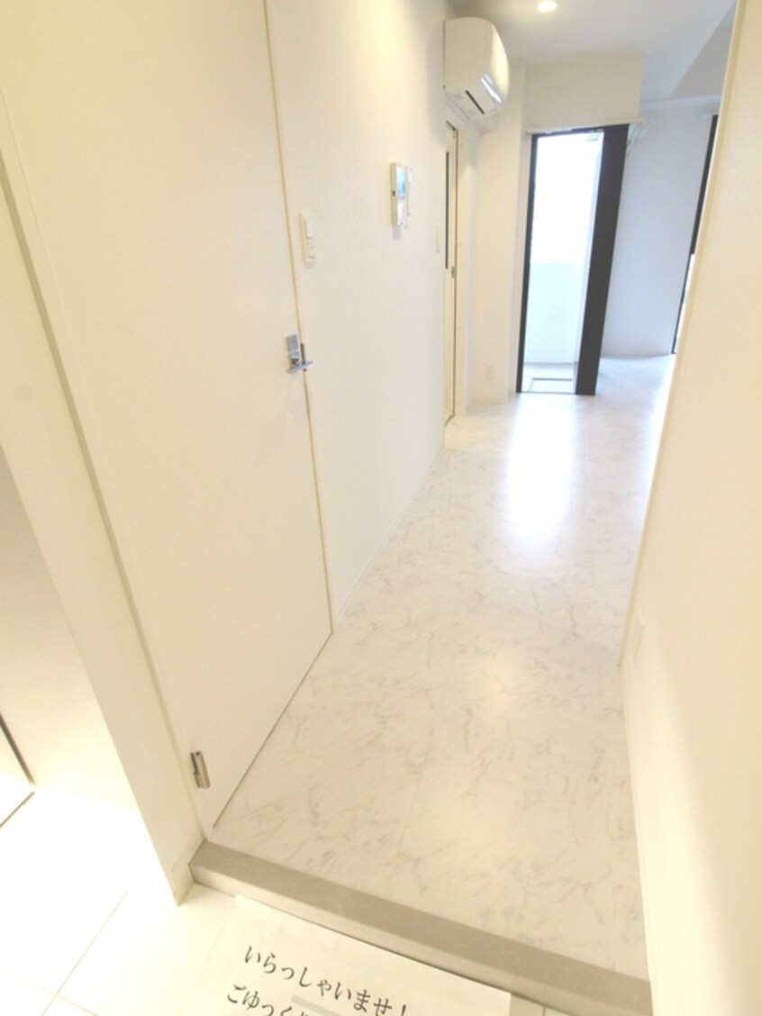 廊下 グランデージ新大阪