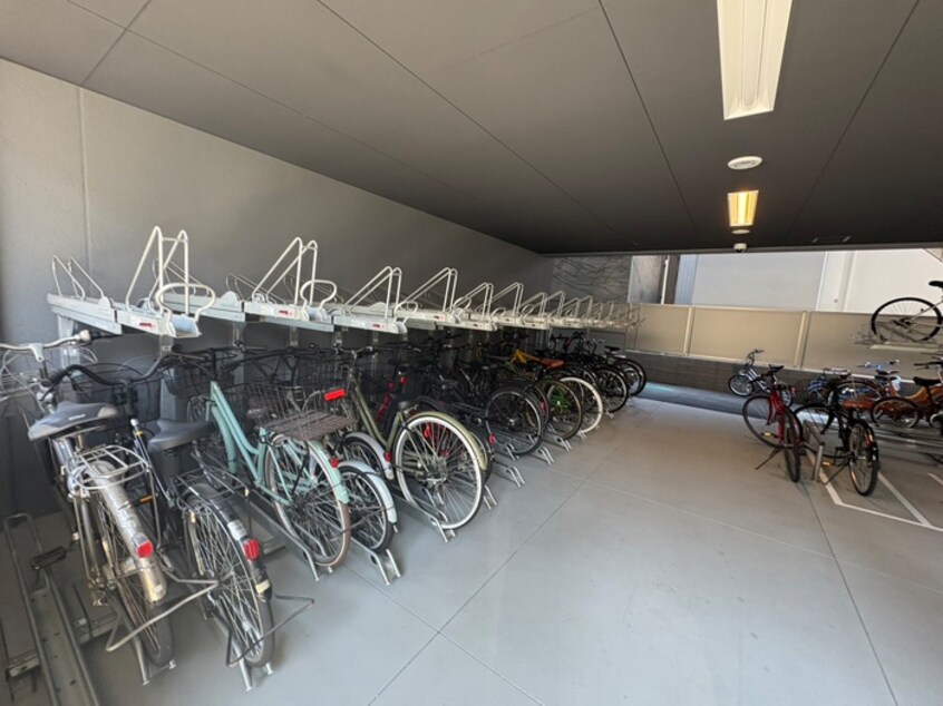 駐輪場 S-RESIDENCEドーム前千代崎