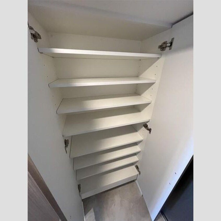 靴箱 S-RESIDENCEドーム前千代崎