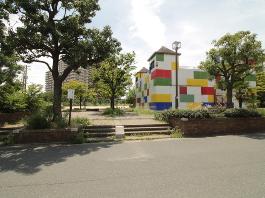 向陵公園(公園)まで197m 燦コ－ポＢ棟