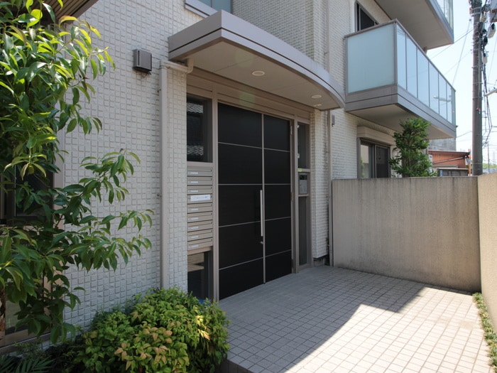 エントランス部分 ベルデ中河原