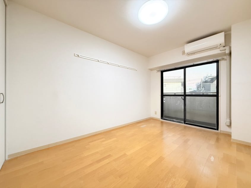 居室 ソアーヴェ三国ヶ丘