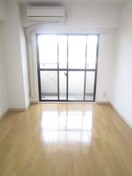 居室 ソアーヴェ三国ヶ丘