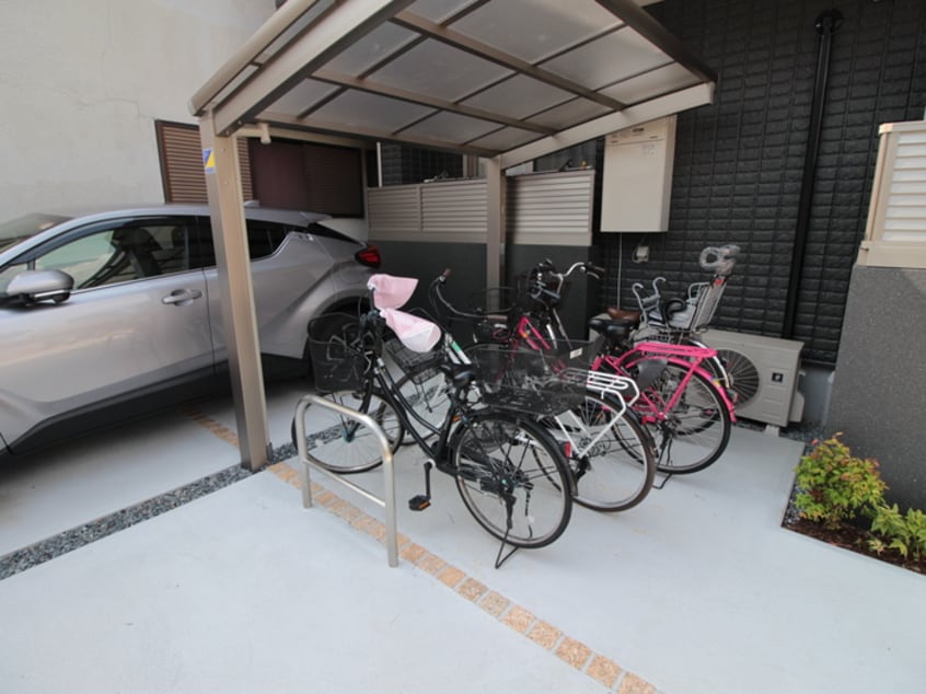 駐輪場 エコモマイ西中条